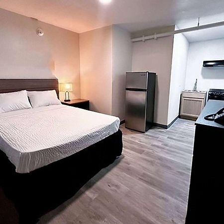 Studio City Suites, A Travelodge By Wyndham Texarkana Екстериор снимка